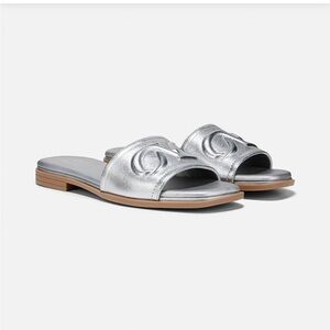 New naturalizer Silver Slide Sandals 6.5